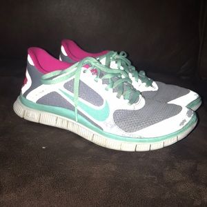 Nike free runs